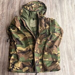 Tennier Industries US Military ECWCS Gen 1 Woodland Camo Parka Large Regular